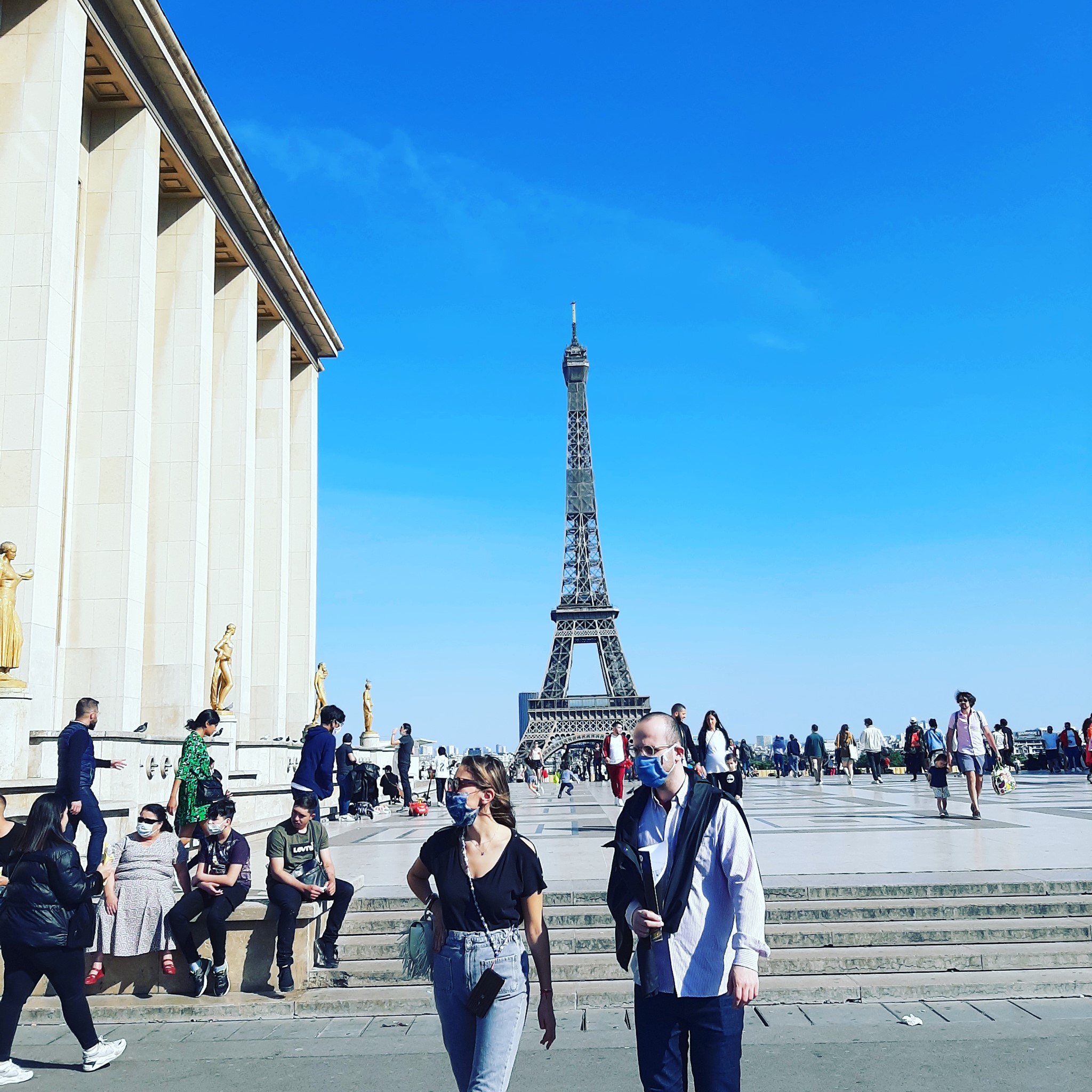Paris travel warnings COVID19 information and advices to avoid danger